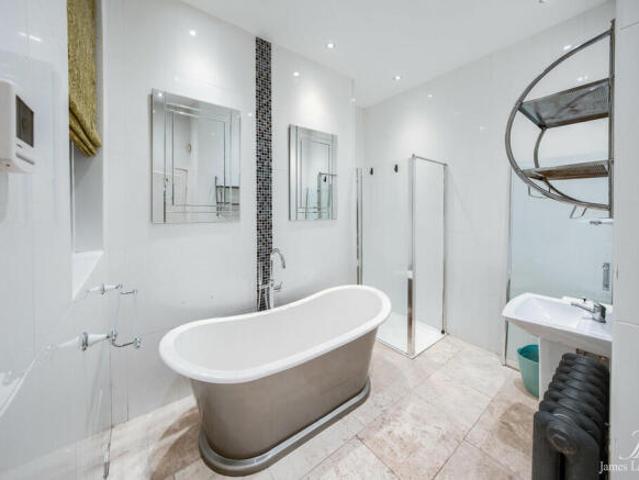 Flat for sale in Hagley, Bromsgrove