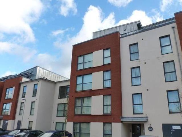 House for sale in Feckenham, City Of Bristol