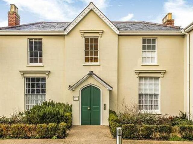 House for sale in Littlecote, West Sussex