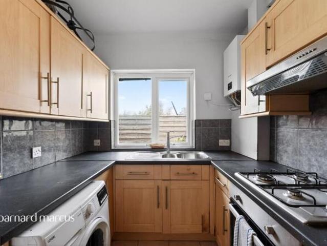 Flat for sale in East Sheen, Greater London