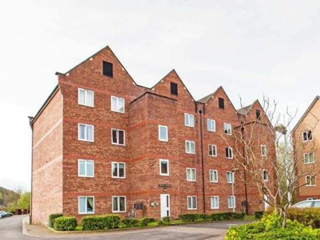 House for sale in Loundsley Green, East Midlands