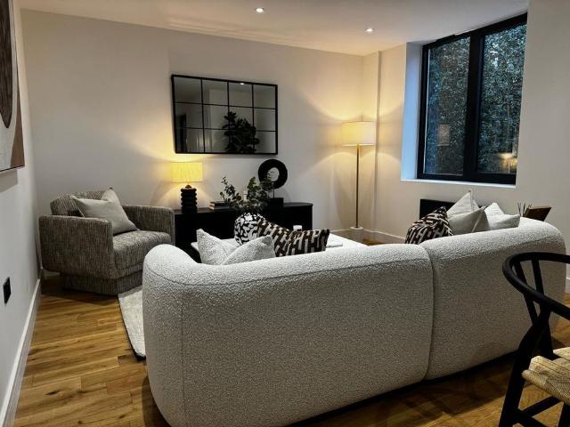Apartment for rent in London Borough of Croydon, Purley