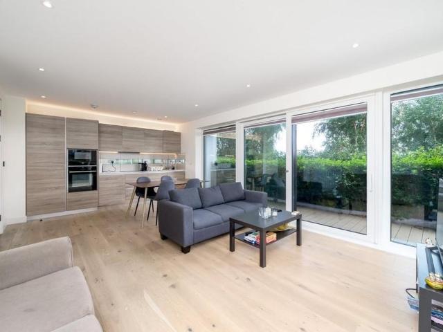 Apartment for rent in Glyndon, Shooters Hill
