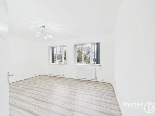 Apartment for rent in Whetstone, Greater London