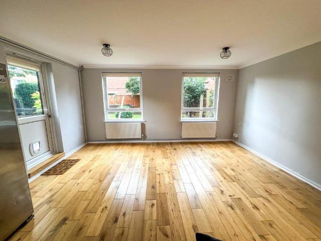 Apartment for rent in Mansford Estate, Greater London