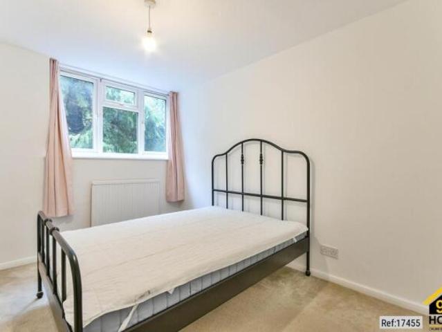 Maisonette for rent in Cat Hill