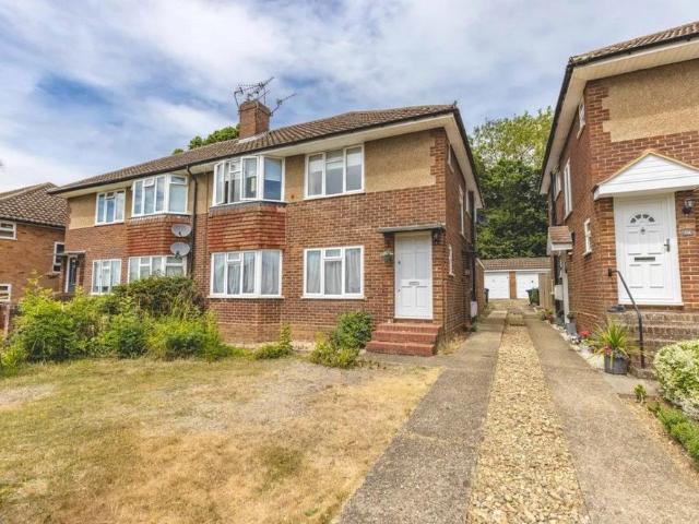 Flat for sale in Swallow, Buckinghamshire