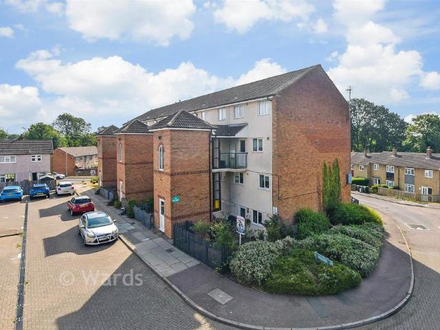 Flat for sale in Bybrook, Bridgefield