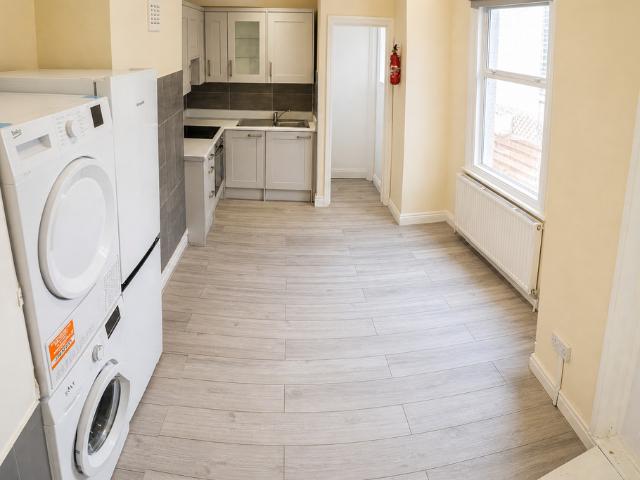 Flat for rent in Hendon, Isle Of Man