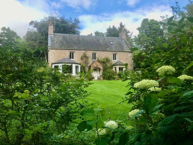 House for sale in Moneydie, Scotland