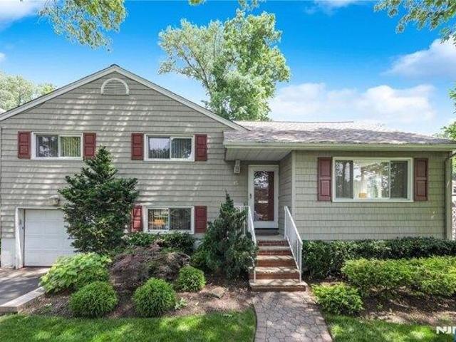 House for sale in Hackensack, New Jersey