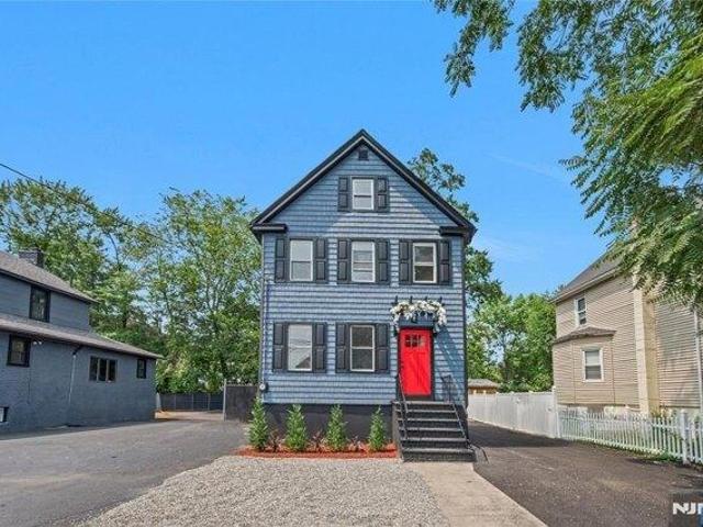 House for sale in Hackensack, New Jersey