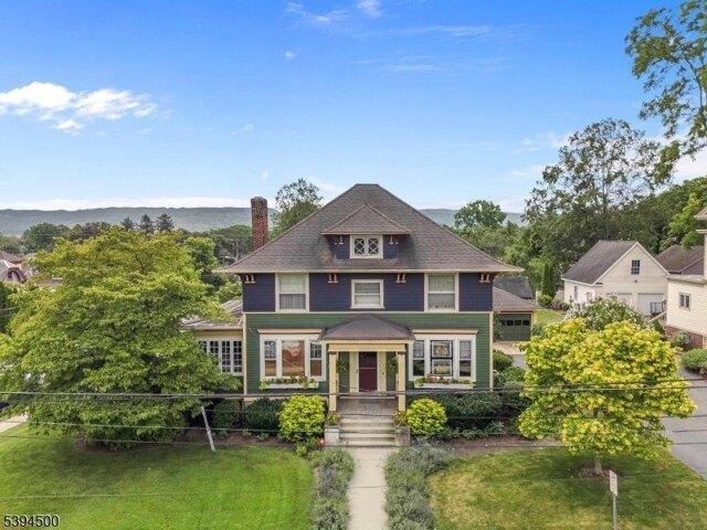 House for sale in Hackettstown, New Jersey