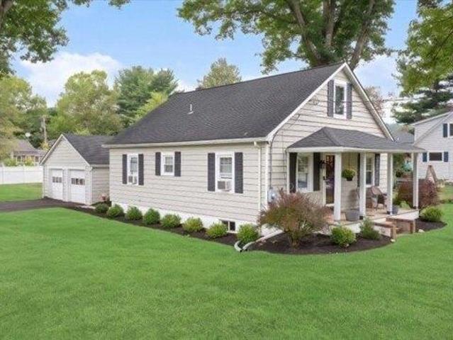 House for sale in Hackettstown, Warren County