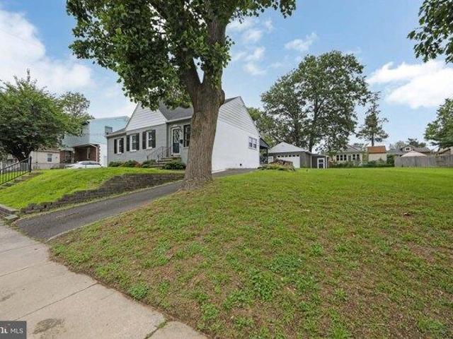 House for sale in Haddon Heights