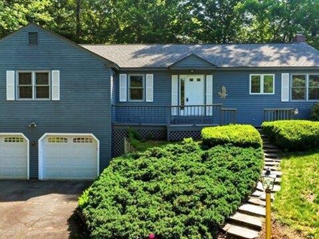 House for sale in Hadley, Massachusetts
