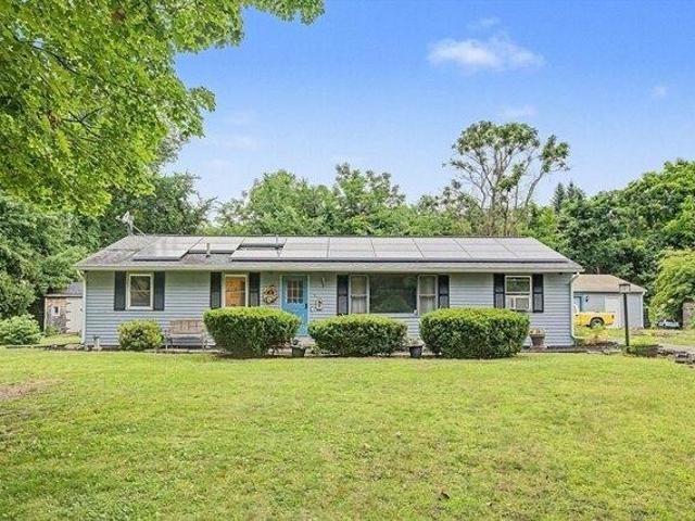 House for sale in Hadley, Massachusetts