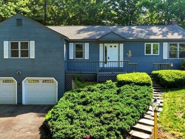House for sale in Hadley, Massachusetts
