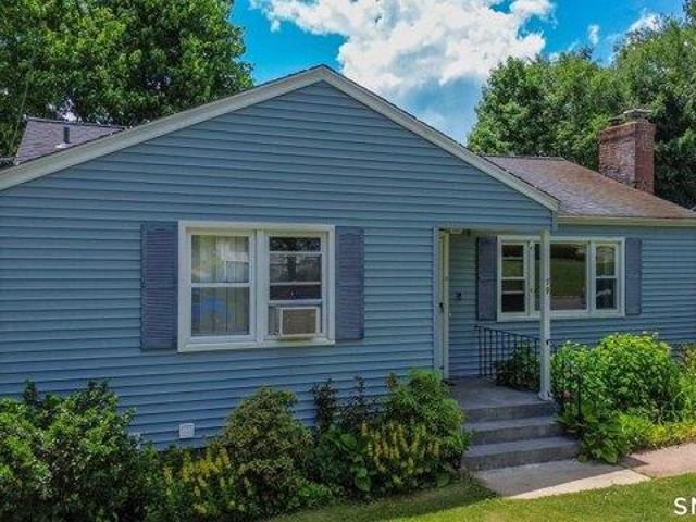 House for sale in Hamden, Connecticut