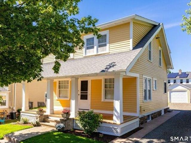 House for sale in Hamden, Connecticut
