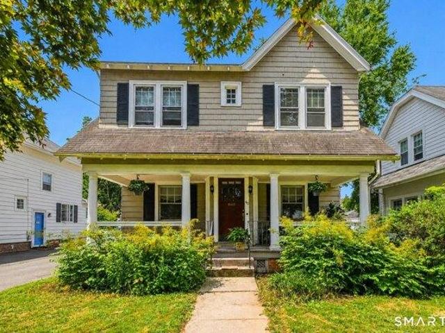 House for sale in Hamden, Connecticut