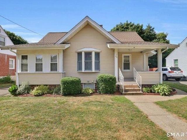 House for sale in Hamden, Connecticut