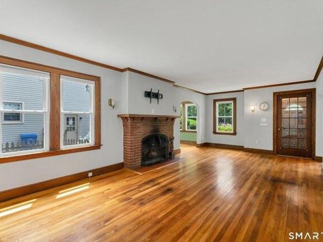 House for sale in Hamden, Connecticut