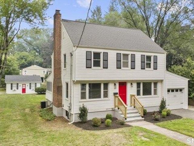House for sale in Hamden, Connecticut