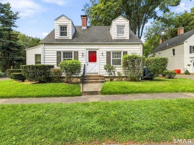 House for sale in Hamden, Connecticut