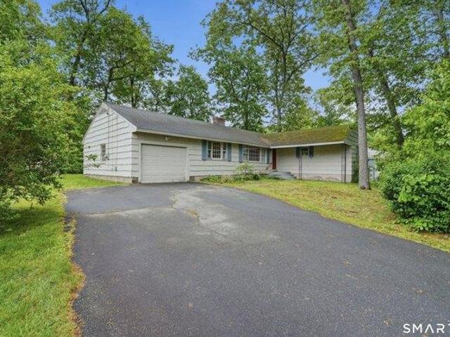 House for sale in Hamden, Connecticut