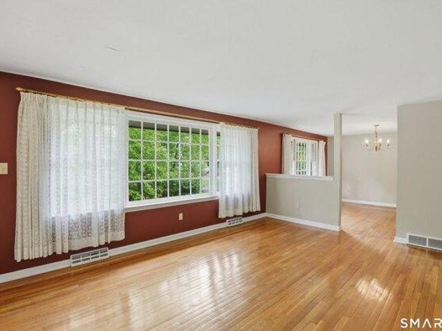 House for sale in Hamden, Connecticut
