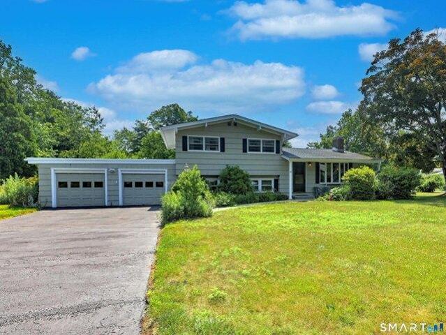House for sale in Hamden, Connecticut