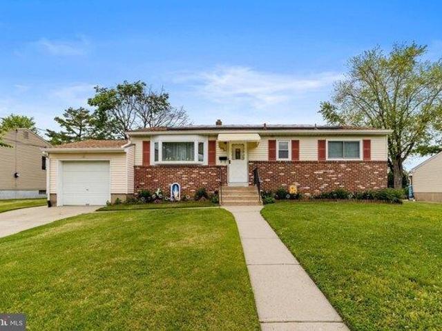 House for sale in Crosswicks, New Jersey