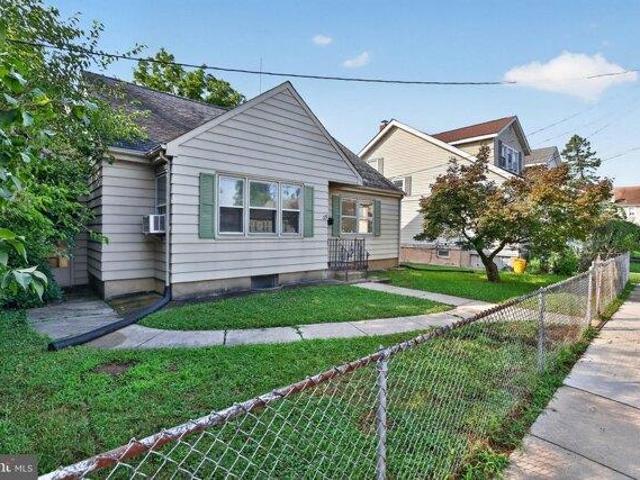 House for sale in Crosswicks, New Jersey