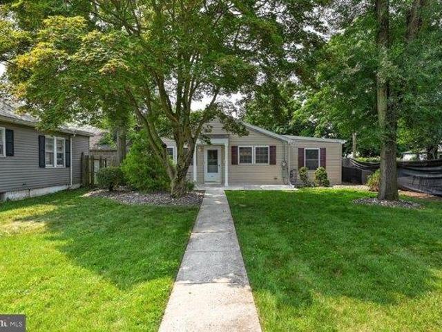House for sale in Crosswicks, New Jersey