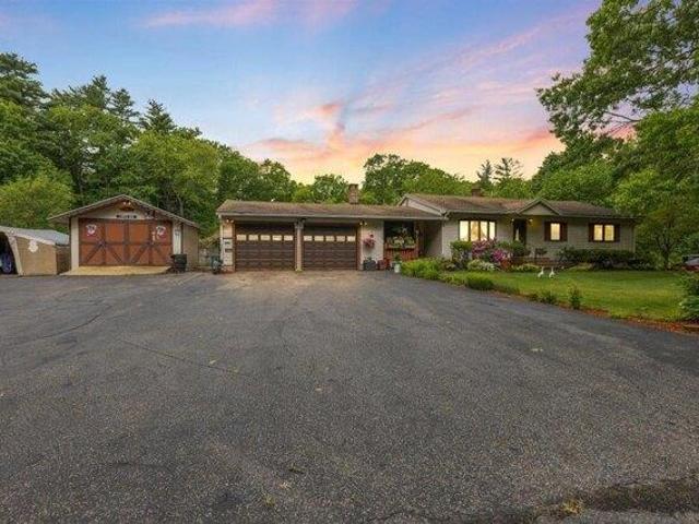 House for sale in New Hampshire