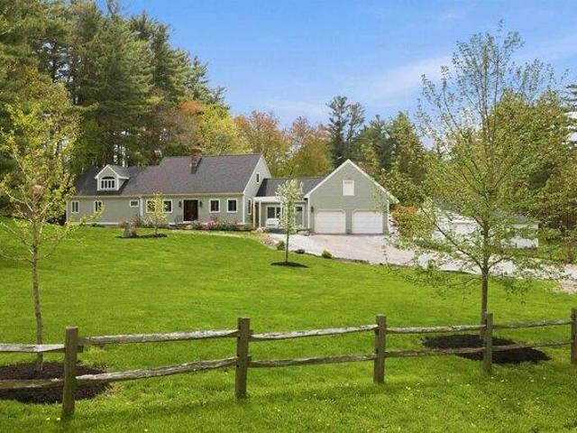 House for sale in New Hampshire