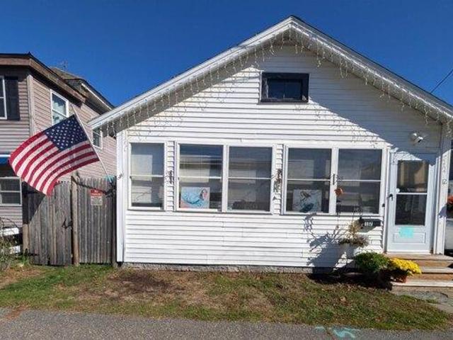 House for sale in New Hampshire