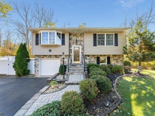 House for sale in Hampton, New Jersey