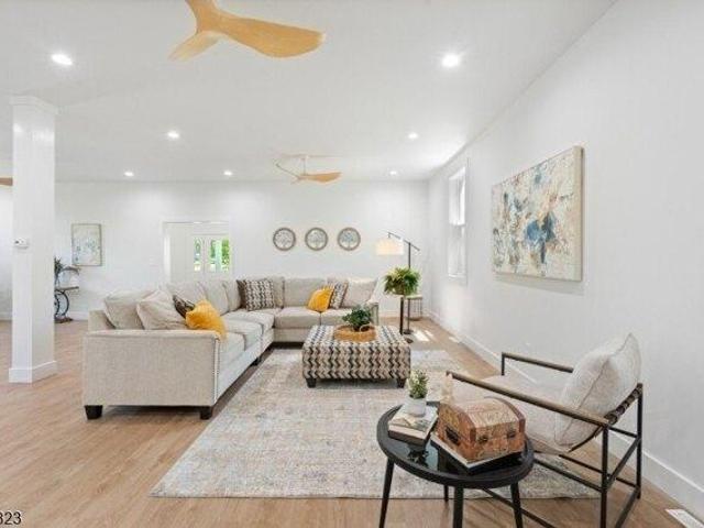 House for sale in Hampton, New Jersey