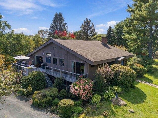 House for sale in Etna, Hanover