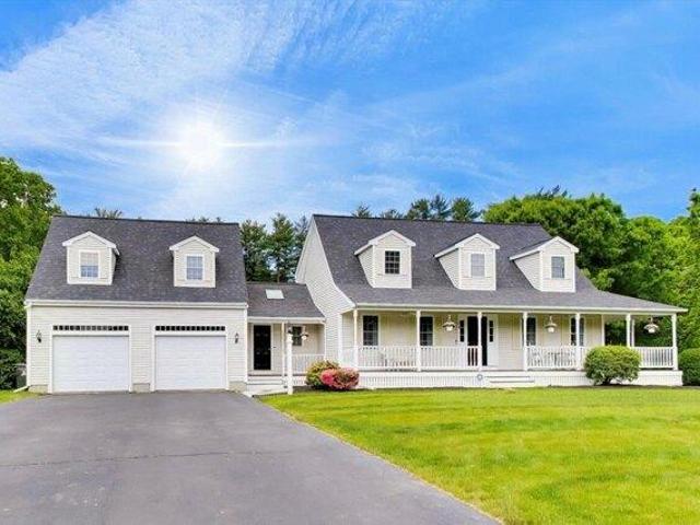 House for sale in Hanson, Massachusetts