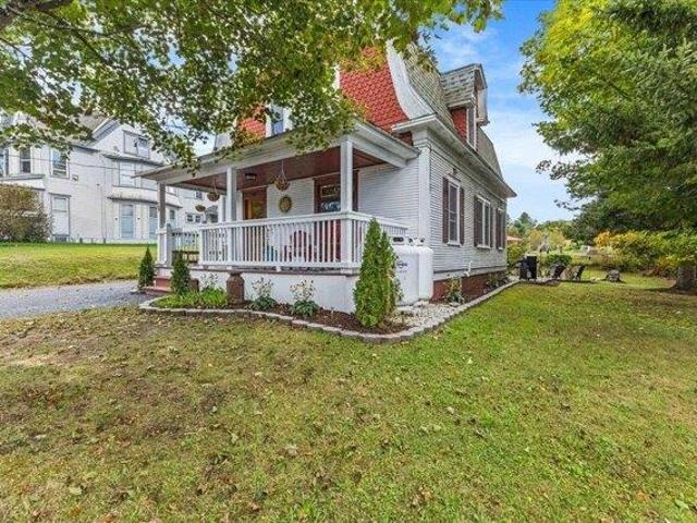 House for sale in Hardwick, Vermont