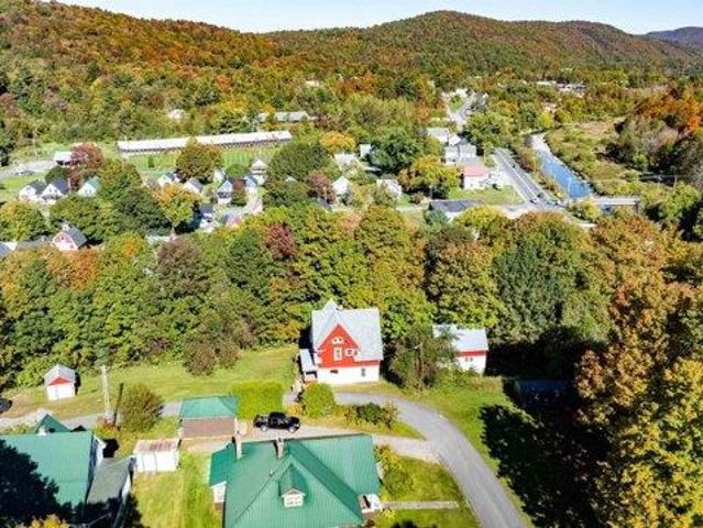 House for sale in Downtown Hardwick Village Historic District, Hardwick