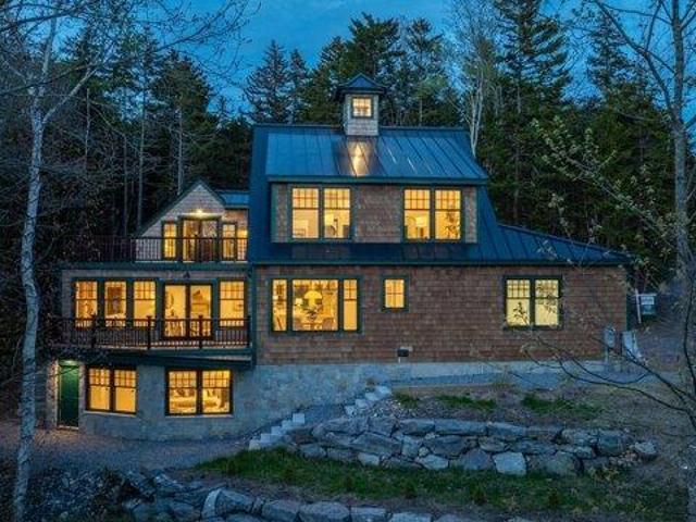 House for sale in Bailey Island, Maine