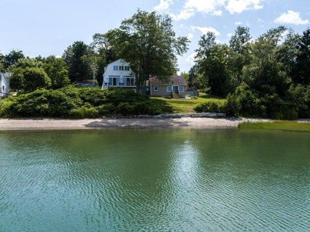 House for sale in Bailey Island, Maine