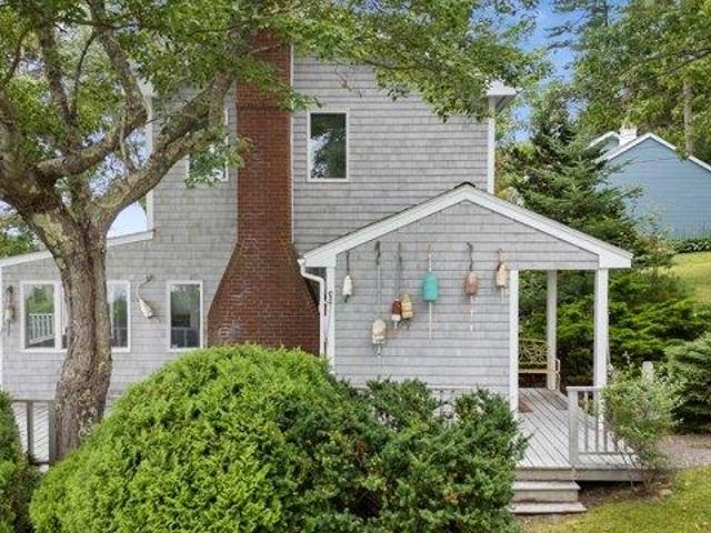 House for sale in Bailey Island, Maine