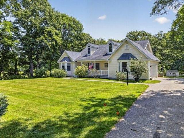 House for sale in Bailey Island, Maine