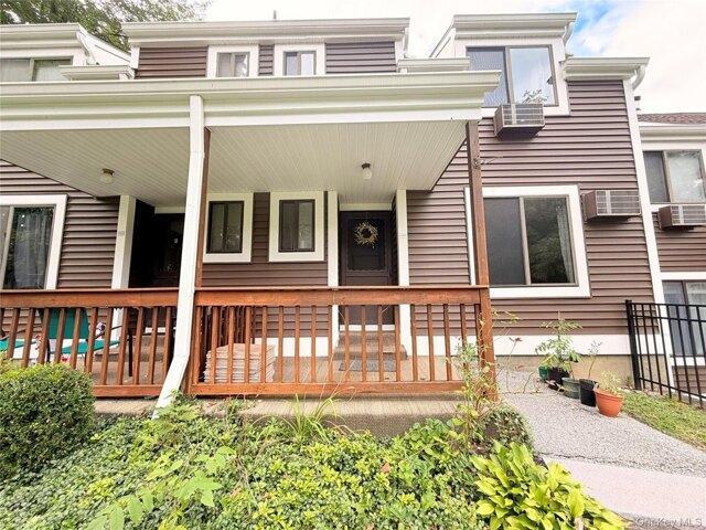 Condo for sale in Monroe, New York