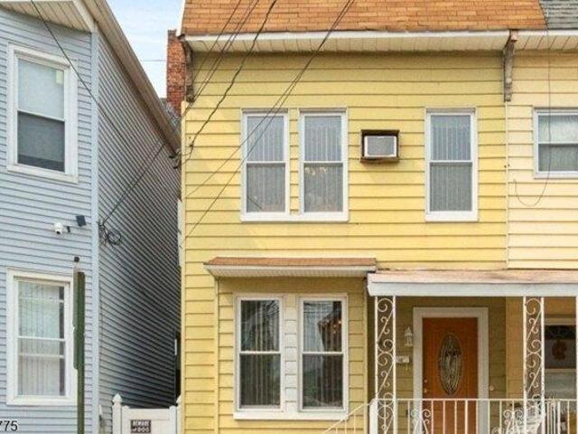 House for sale in Hudson, New Jersey